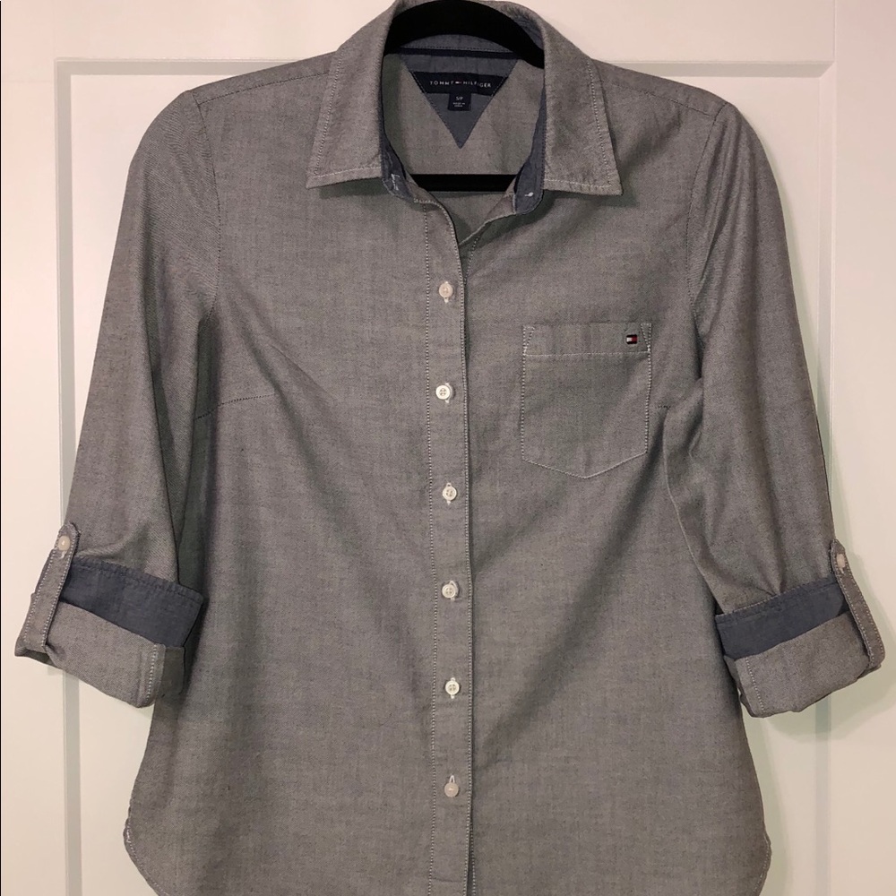 Tommy Hilfiger women’s roll tab top